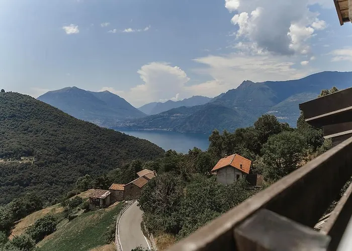 Panoramic Refuge 5-baita Blu Апартаменты Беллано