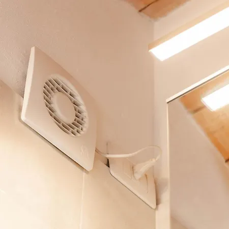 Panoramic Refuge 5-baita Blu * Bellano