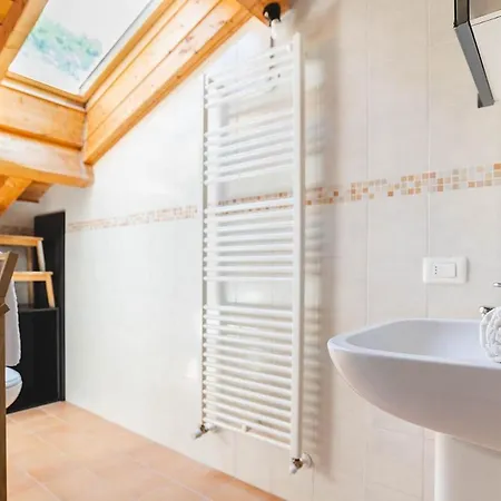 Apartamento Panoramic Refuge 5-baita Blu